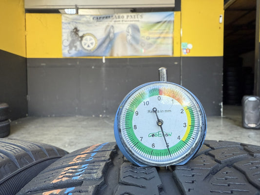 Usato: 2 Gomme 215/40R17 Nokian invernali 80% residui