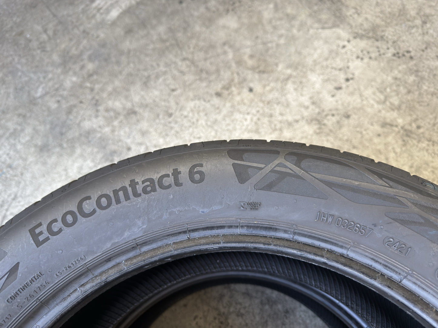 Usato: 2 Gomme 215/55R17 94V Continental estive 85% residui