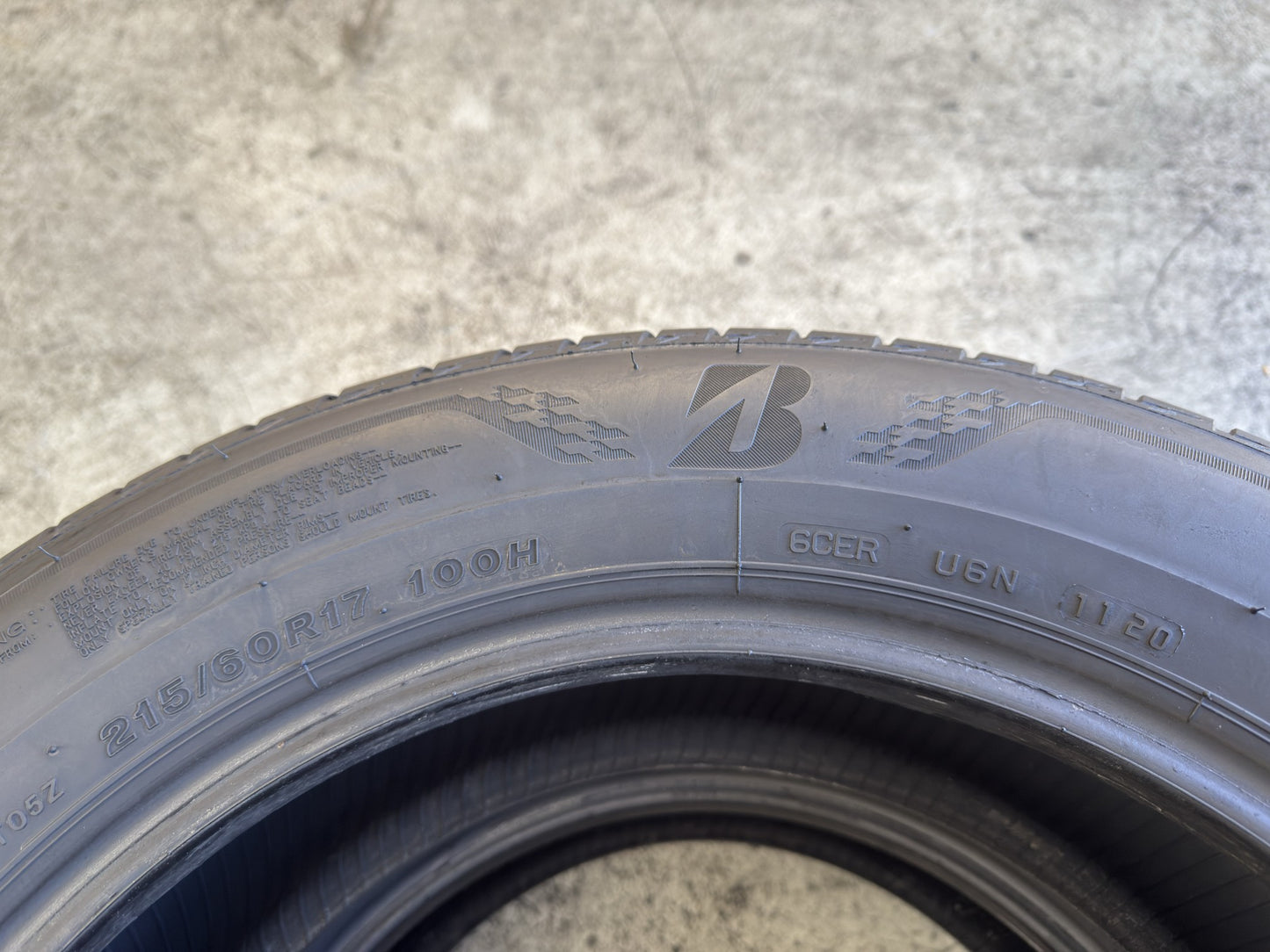 Usato: 2 Gomme 215/60R17 100H XL Bridgestone Turanza T005 90% residui estive