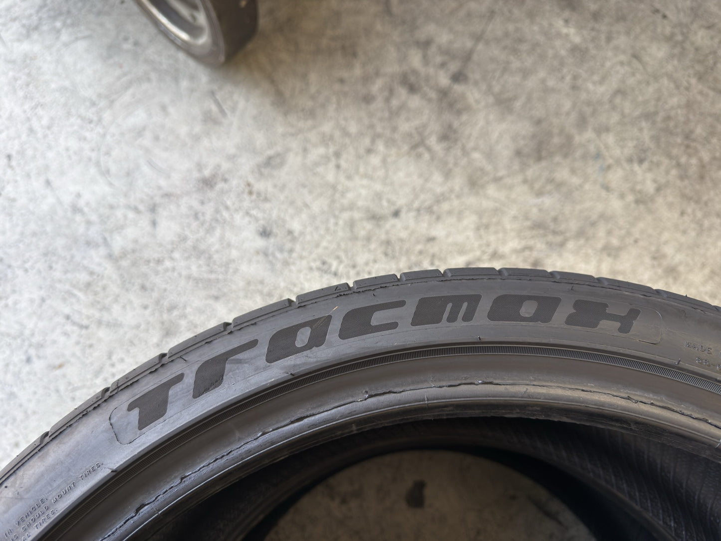 Usato: 2 Gomme 255/35R20 97Y XL Tracmax estivo 80% residui