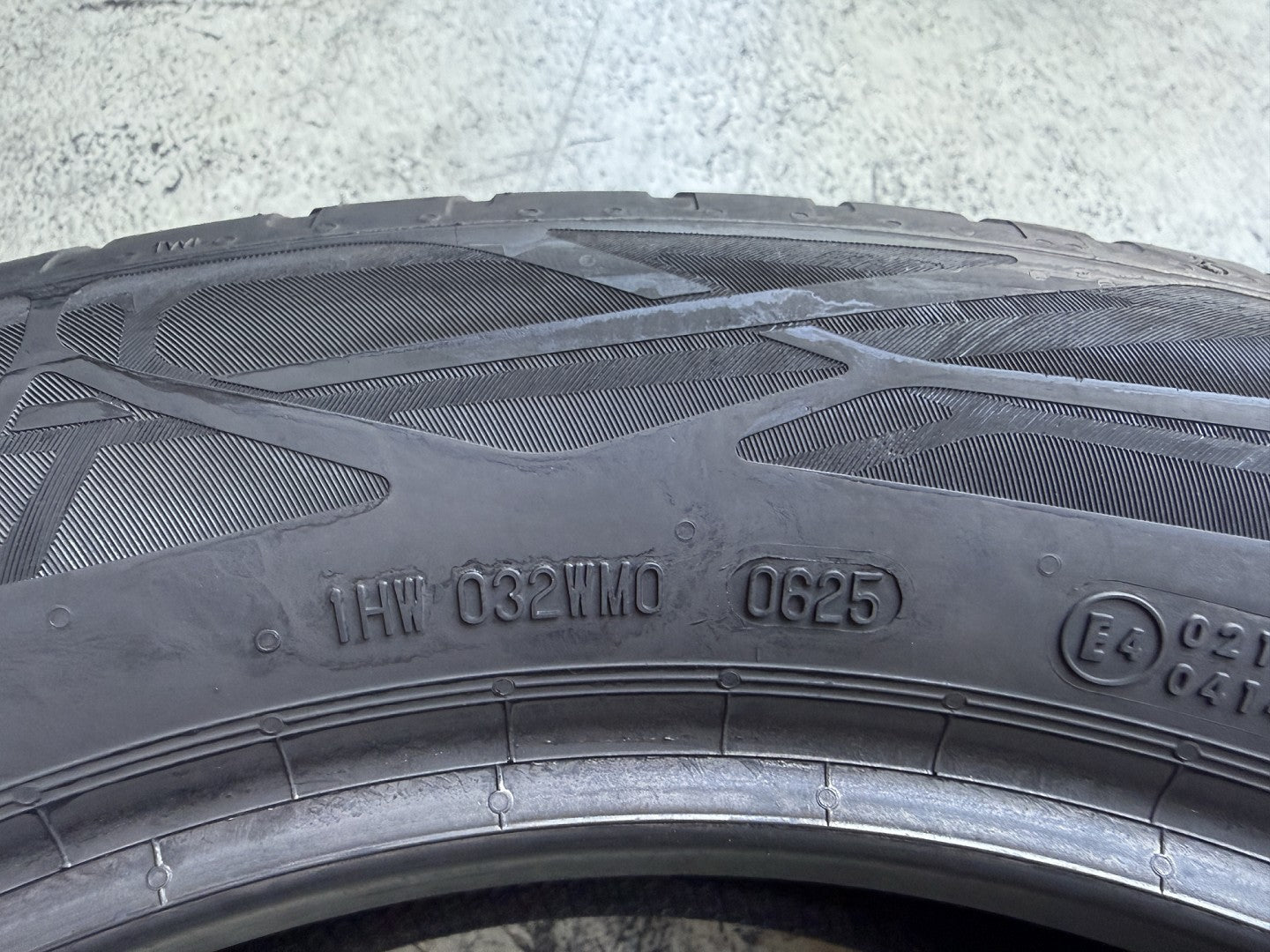 Usato: 2 Pneumatici Continental EcoContact 6Q 215/55R18 95H Estivi 90% residui DOT 2025