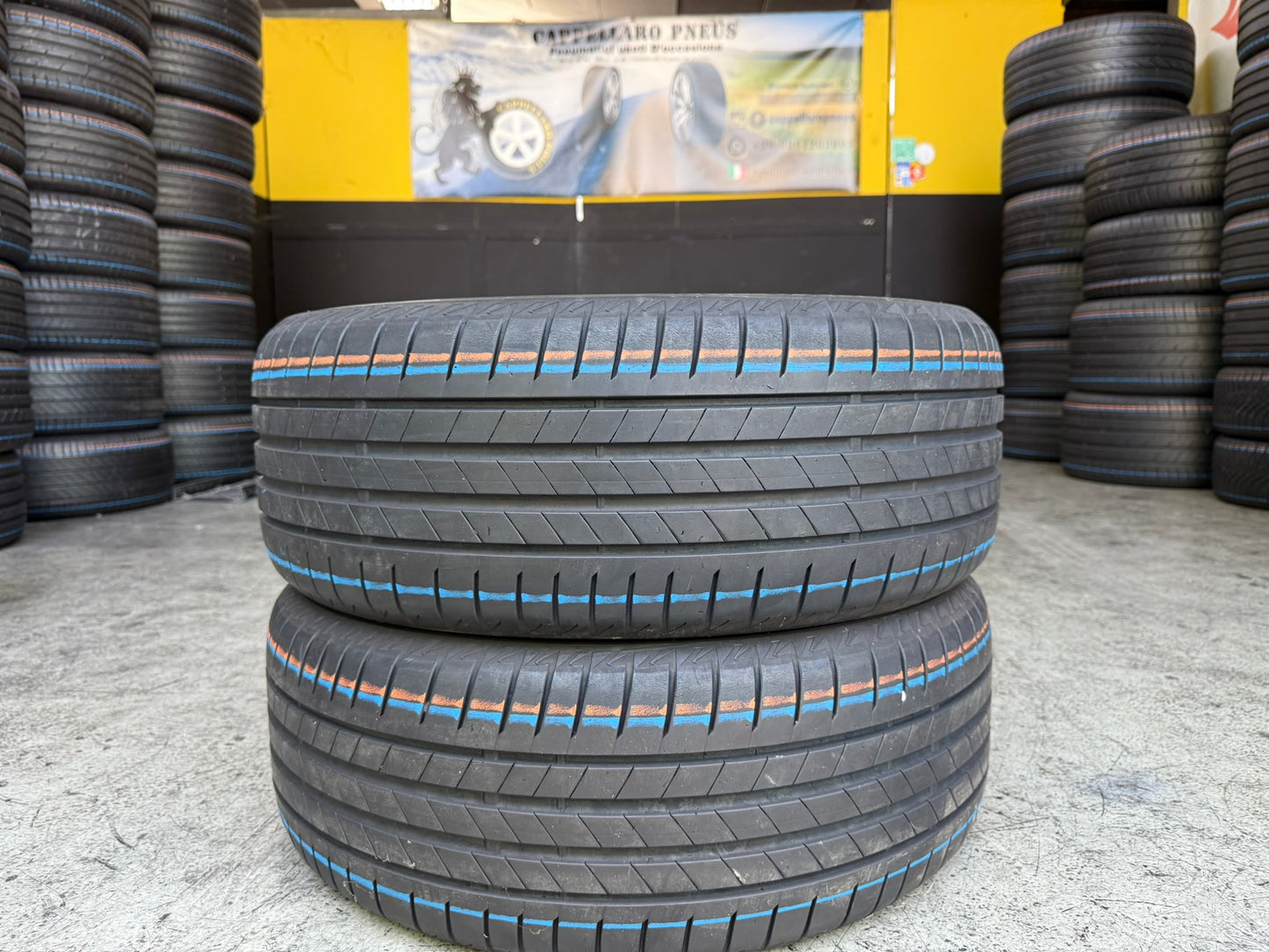 Usato: 2 Gomme 225/55R17 97W Bridgestone Estive 85% residui