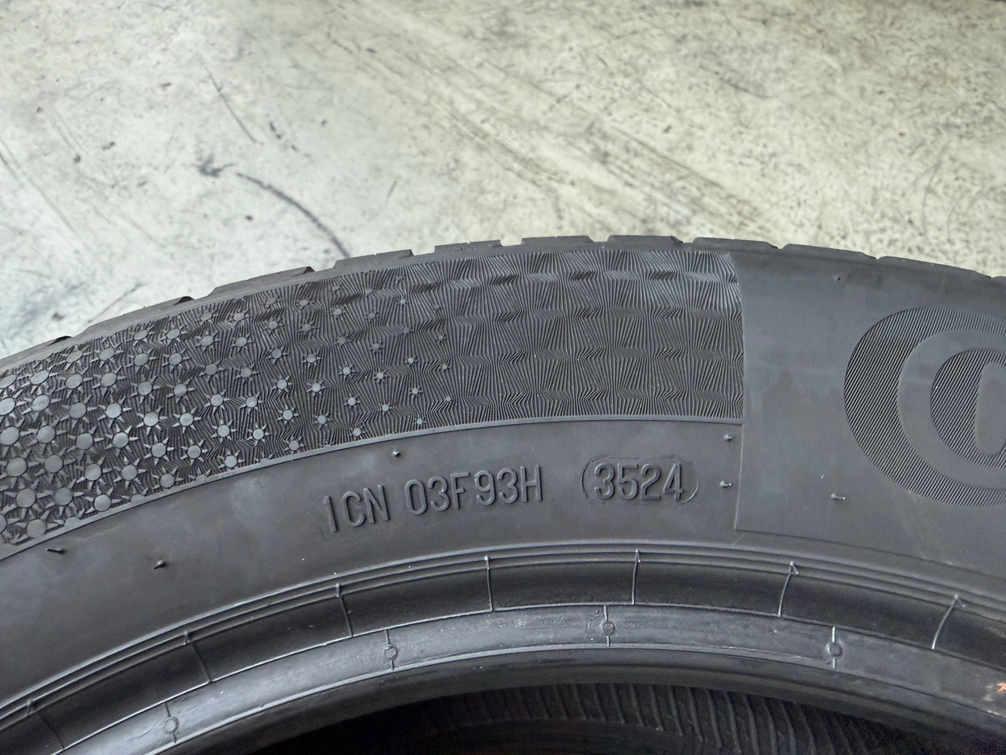 Usato: 2 Pneumatici Continental AllSeasonContact 2 225/55R18 102V XL 4 Stagioni 80% residui