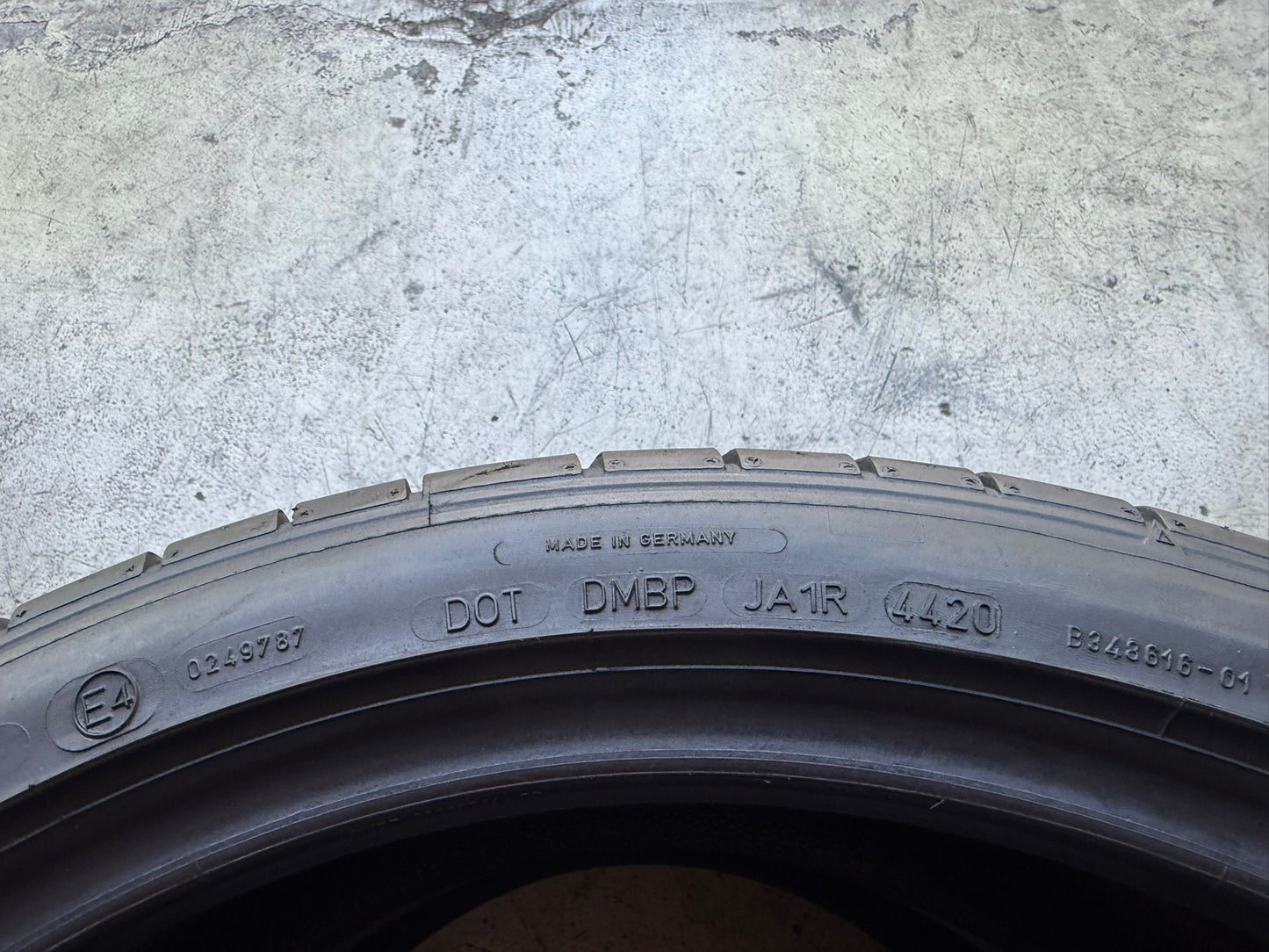 Usato: 2 Gomme 275/35R21 103Y XL Dunlop Estive 85% residui