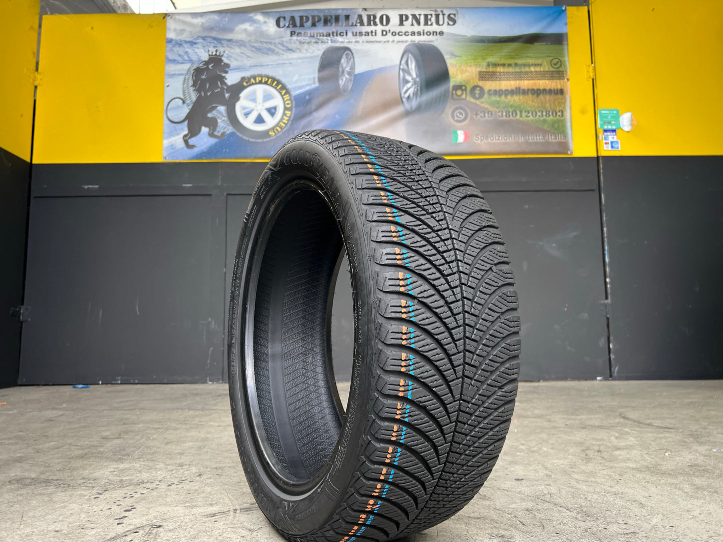 Usato: 01 Pneumatico 215/45R17 91W Goodyear 4 Stagioni 90% residui
