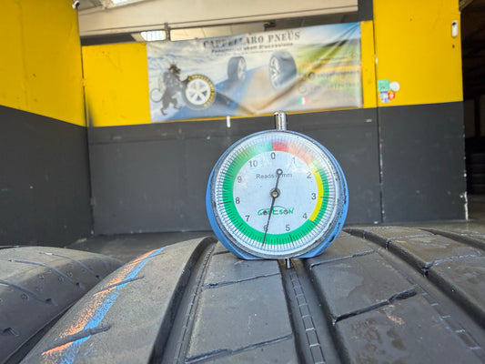 Usato: 4 Pneumatici Goodyear Eagle F1 Asymmetric 5 225/45R19 96W XL Estivi 90% residui