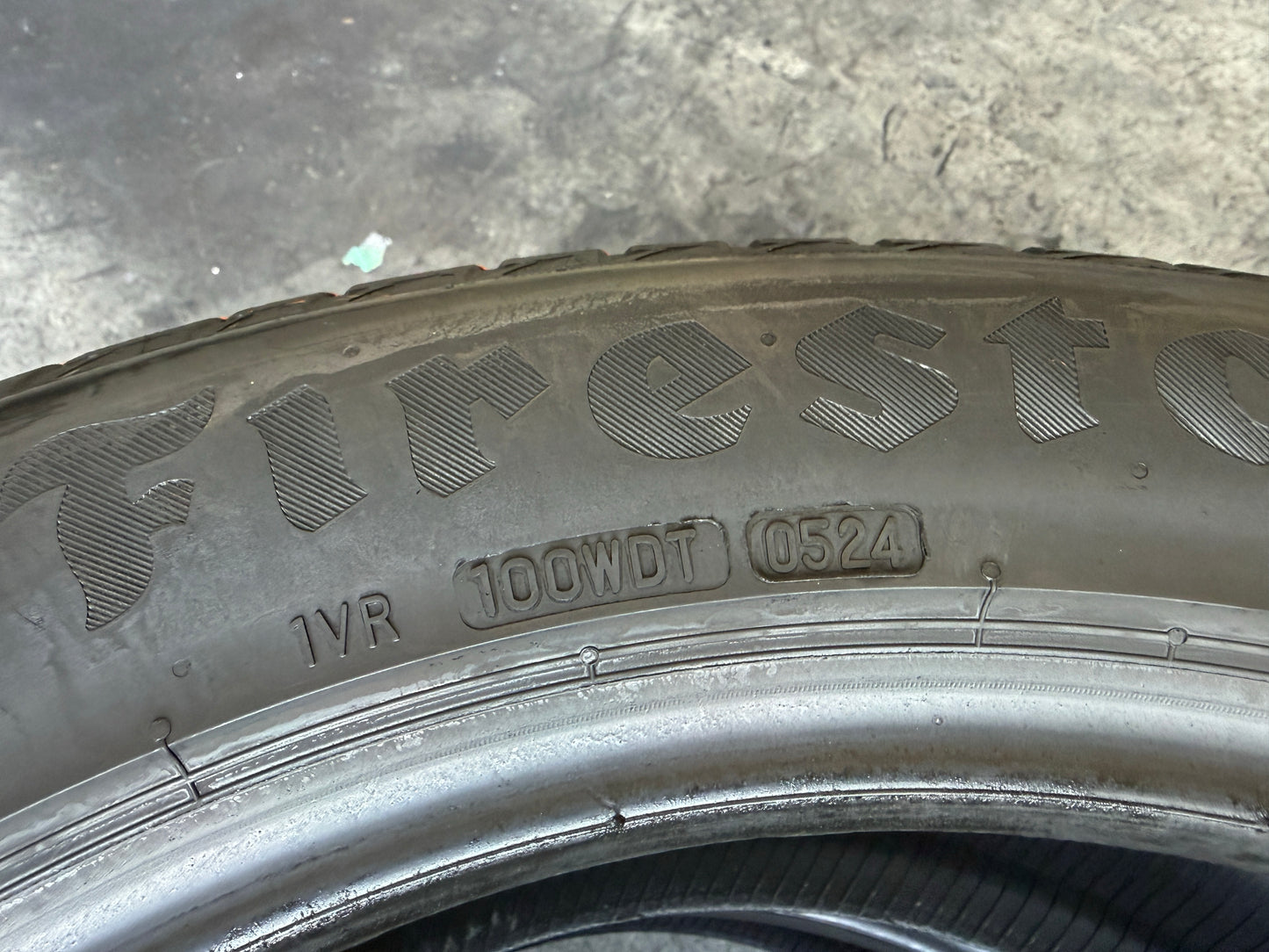 Usato: 2 Pneumatici Firestone Roadhawk 2 235/50R19 99V Estivi 85% residui