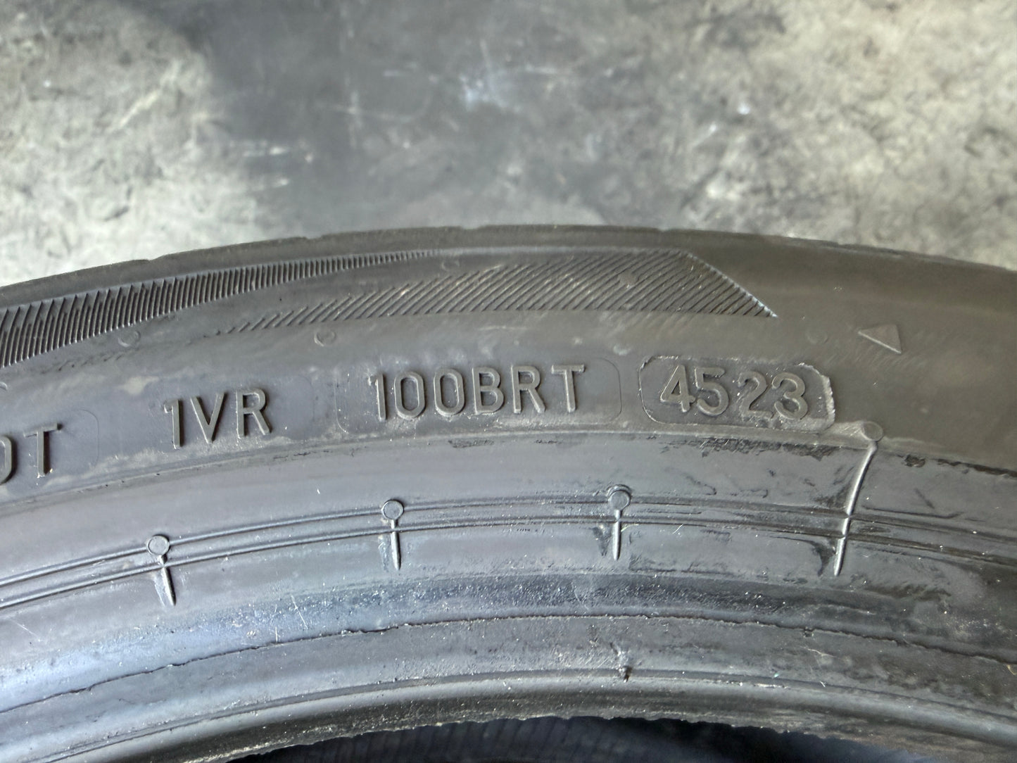 Usato: 2 Pneumatici Bridgestone Turanza 6 275/35R20 102Y XL Estivi 80% residui