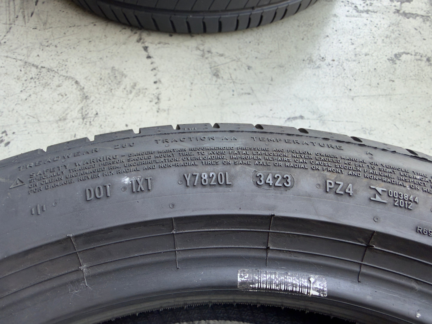 Usato: 4 Pneumatici Pirelli P Zero PZ4 225/50R18 99W * BMW Estivi 80-90% residui