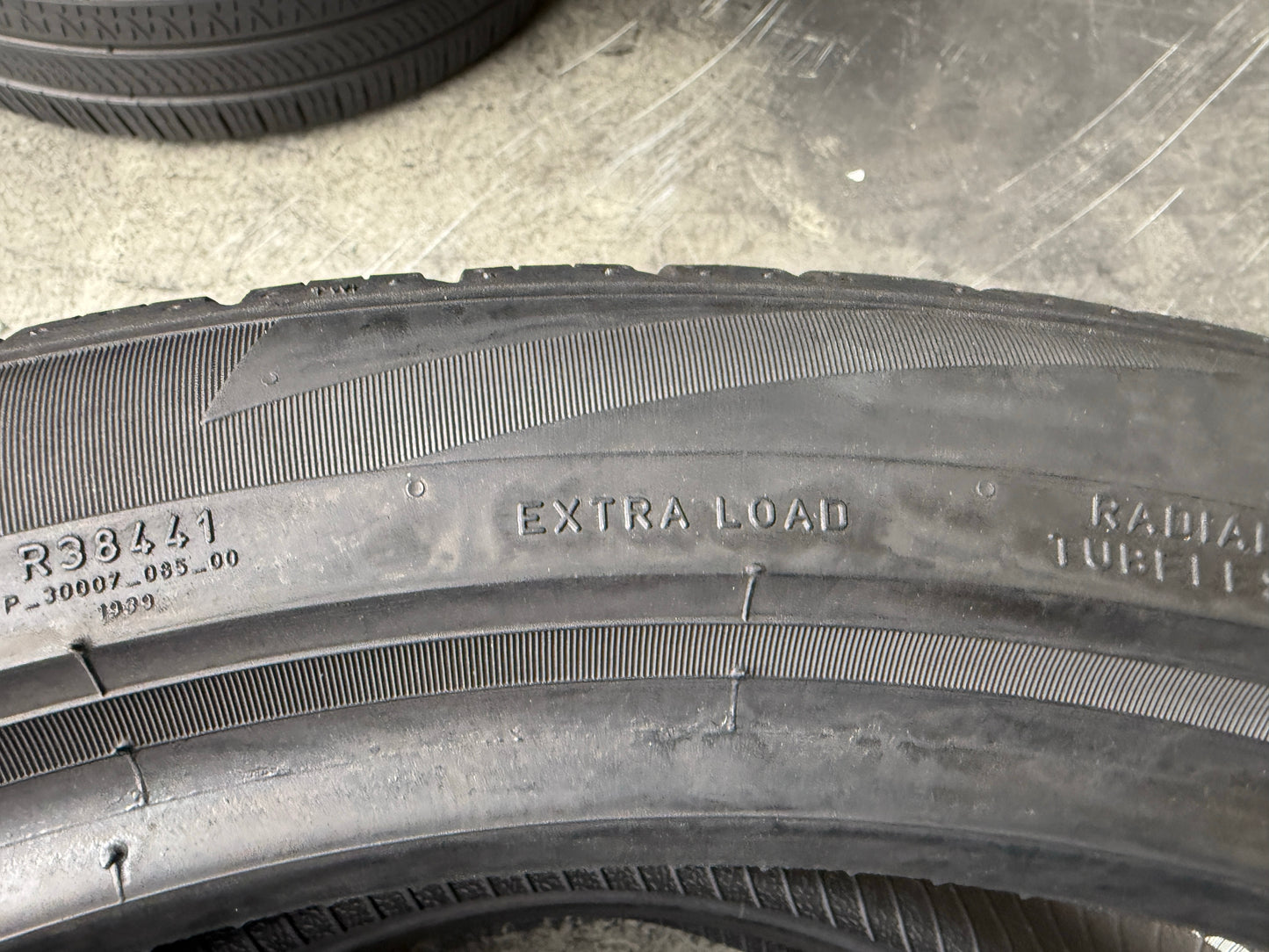 Usato: 2 Pneumatici Pirelli Scorpion Zero All Season 265/40R22 106Y XL 80% residui