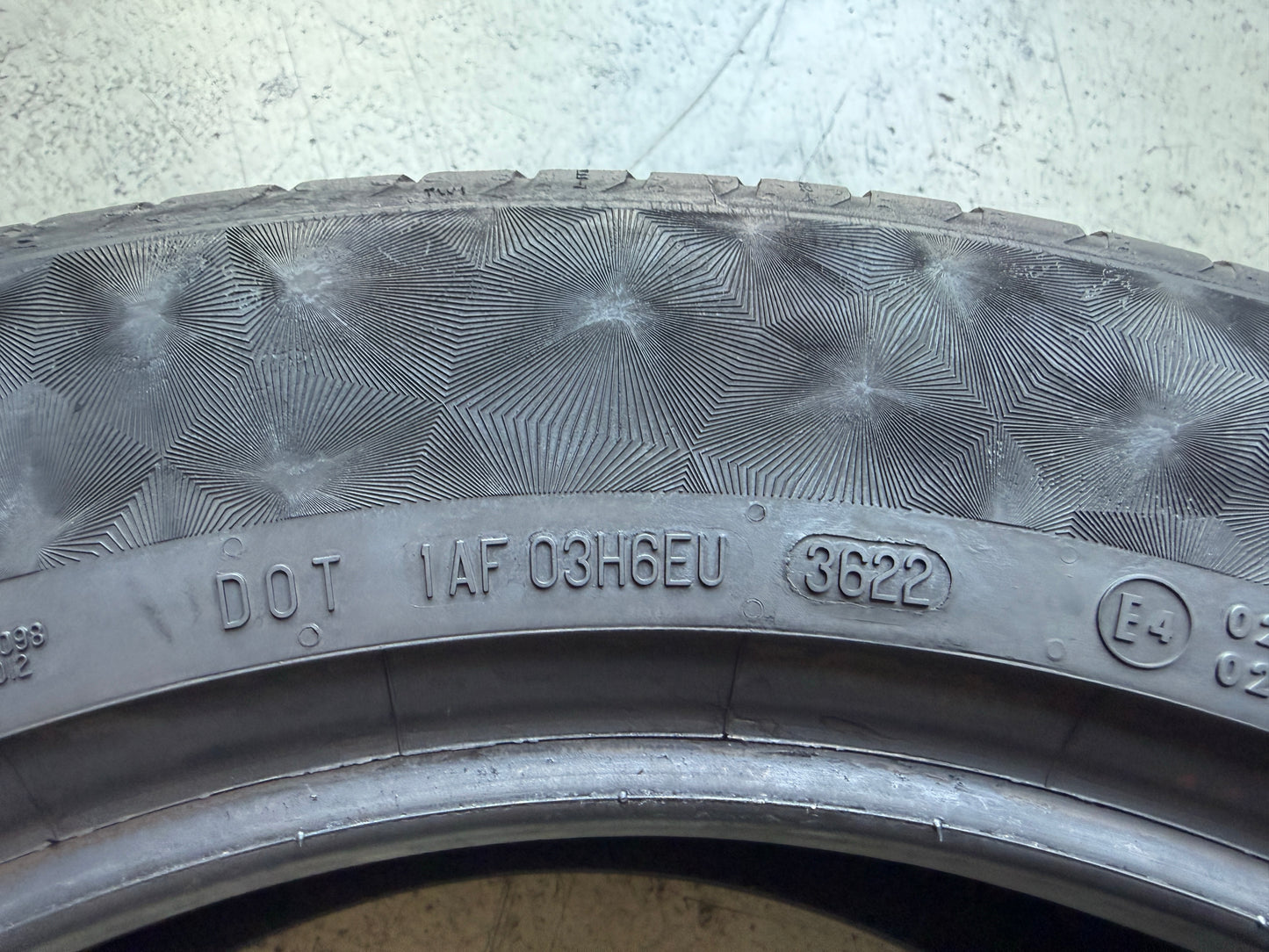Usato: 4 Pneumatici Continental PremiumContact 6 235/55R19 105V XL Estivi 80% residui