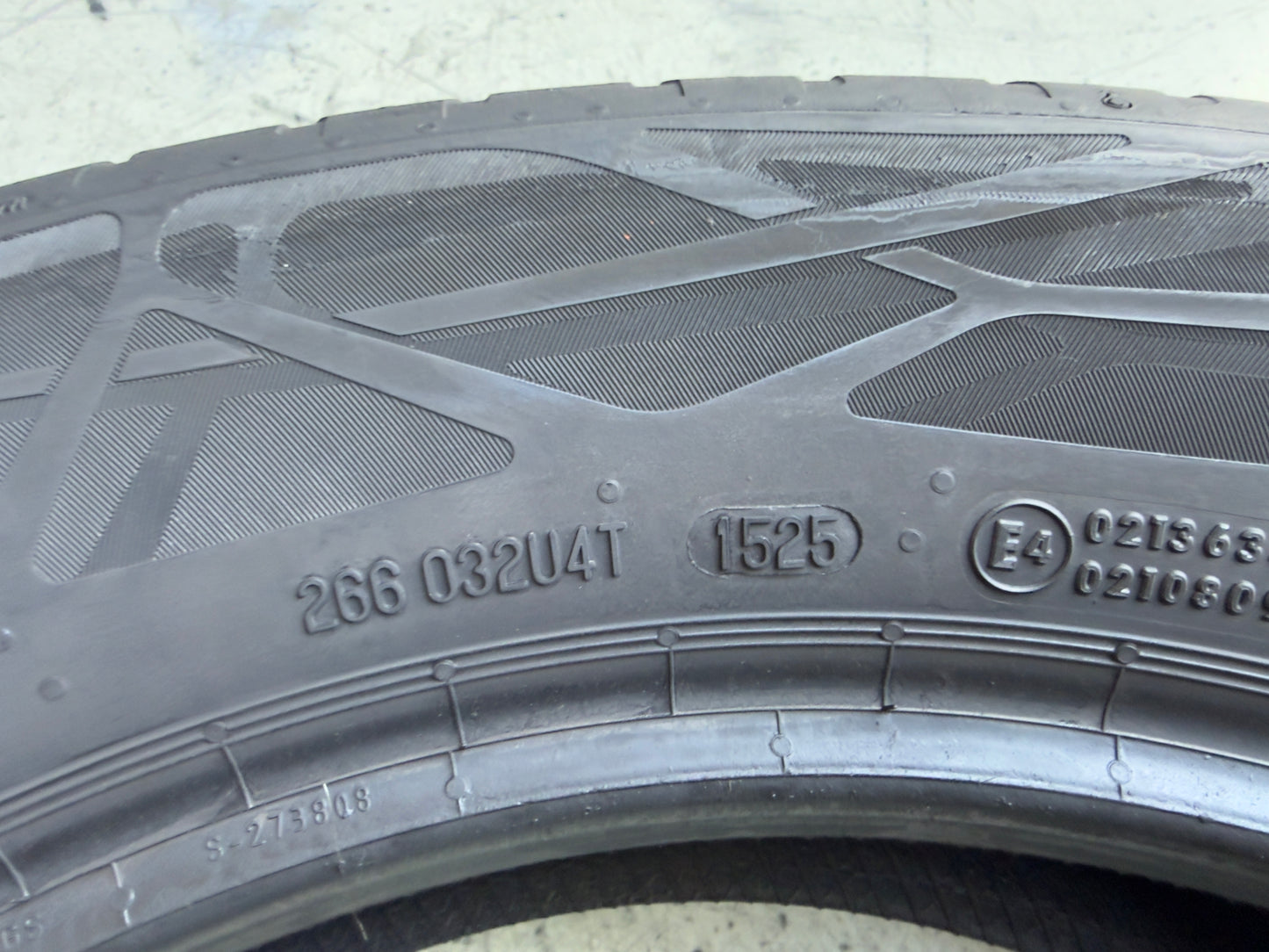 Usato: 4 Pneumatici Continental EcoContact 6 Q 215/60R18 98H Estivi 90%-95% residui