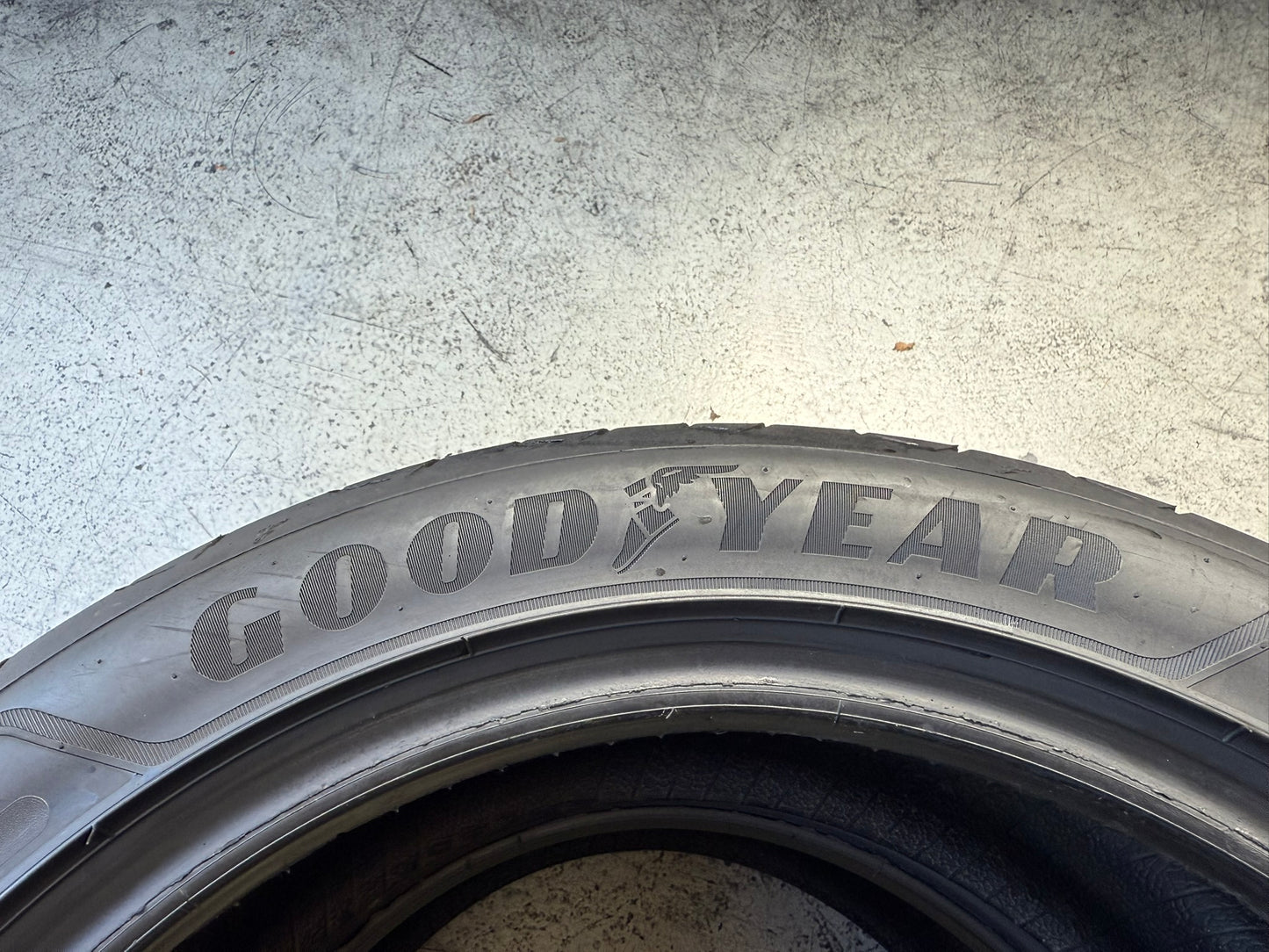 Usato: 2 Gomme 225/45R17 91W Goodyear Estive 80% residui