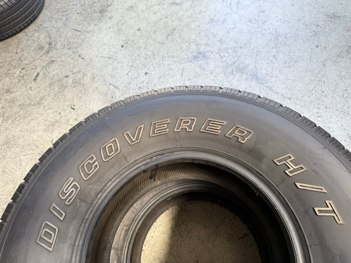 Usato: 2 Gomme 265/75R15 112S Cooper 4 Stagioni 90% residui