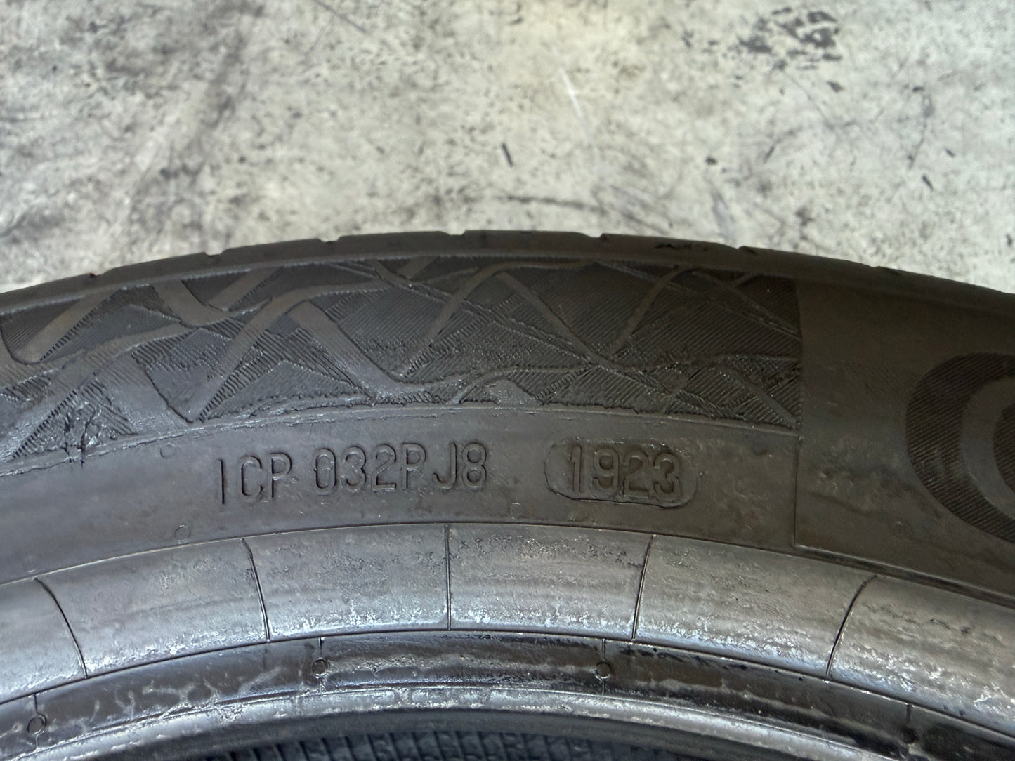 Usato: 2 Pneumatici Continental PremiumContact 7 215/50R18 92V Estivi 90% residui