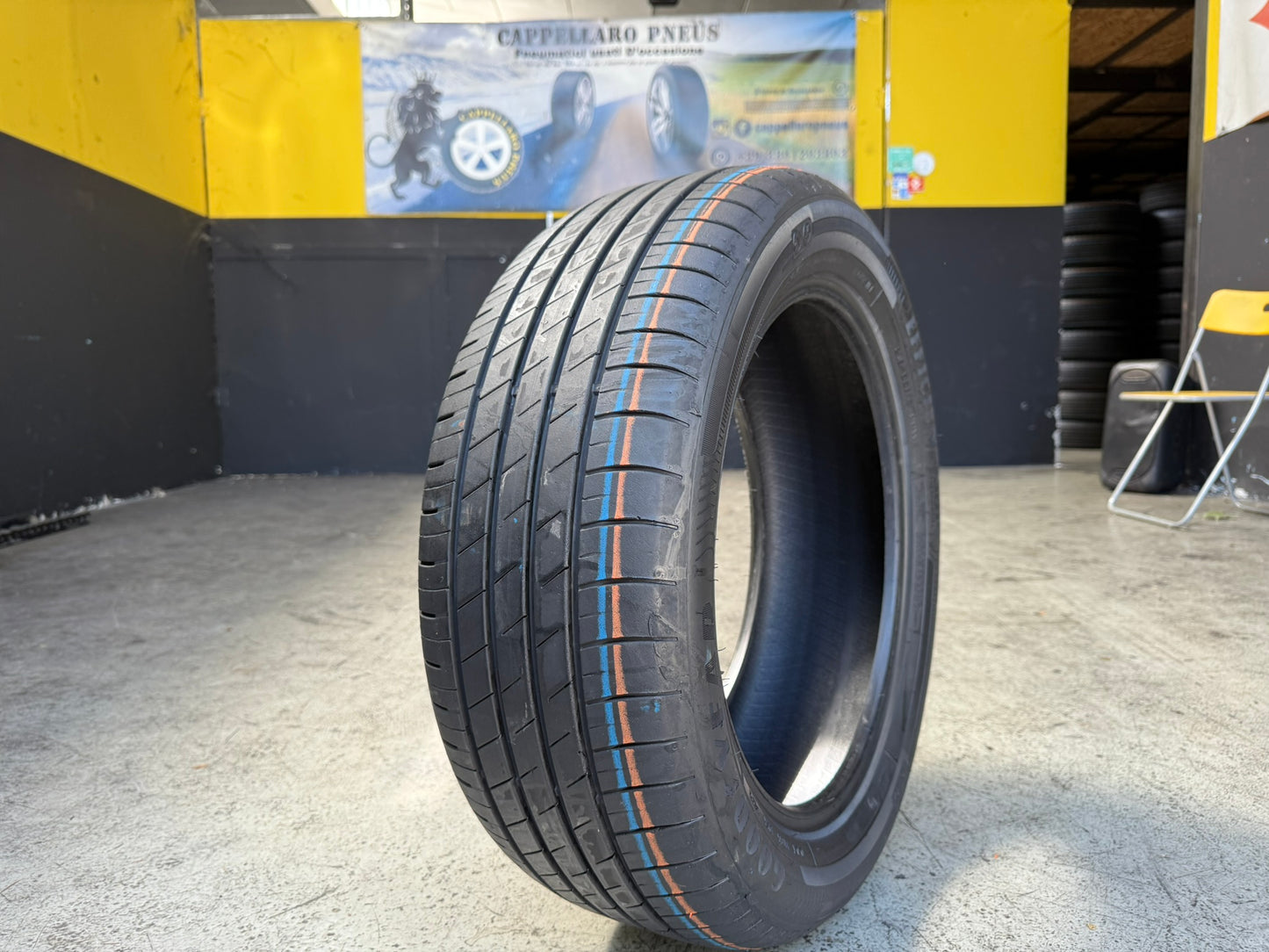 Usato: 1 Gomma 215/55R17 98W XL Goodyear Estivo 80% residui
