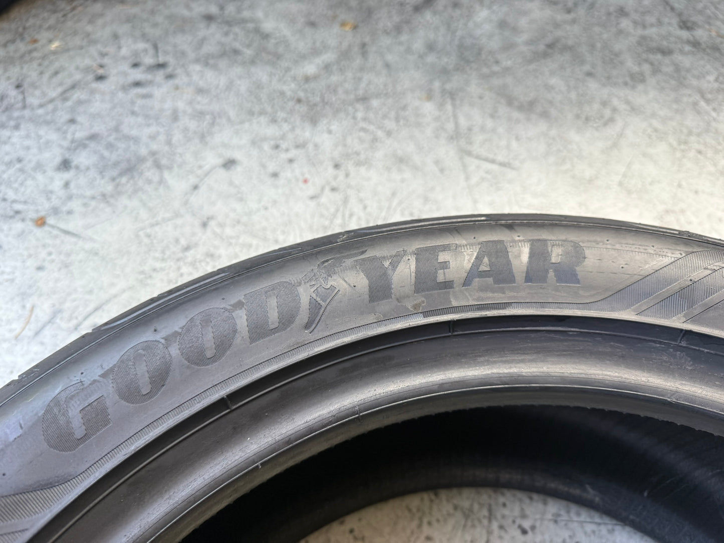Usato: 1 Gomma 245/45R18 100Y XL Goodyear Estivo 65% residui