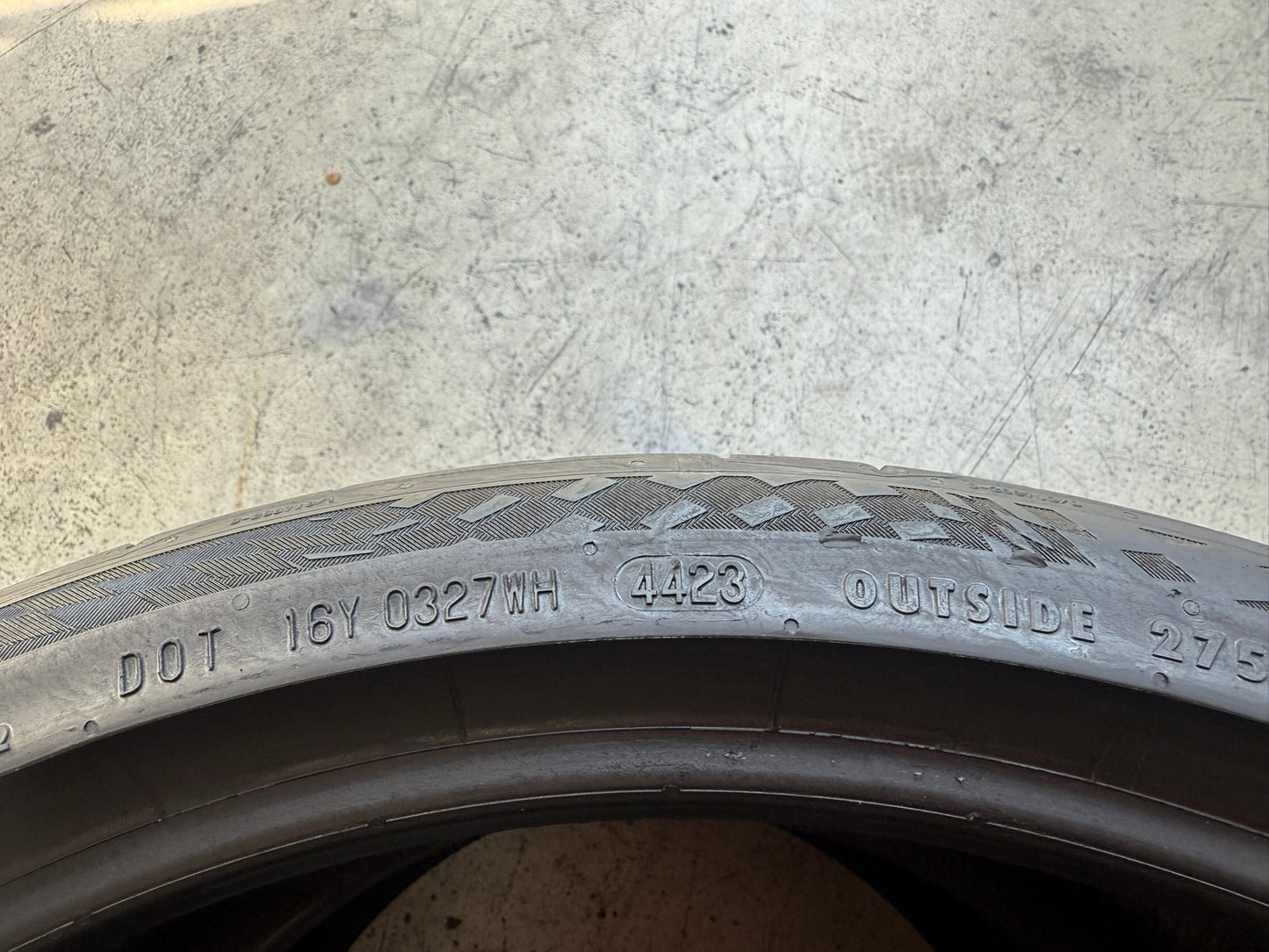 Usato: 2 Gomme 275/30R20 97Y XL Continental Estive 85% residui