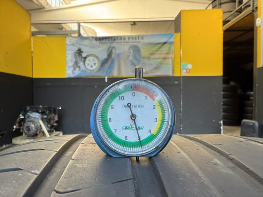 Usato: 2 Gomme 315/40R21 111Y XL Pirelli Estive 75% residui