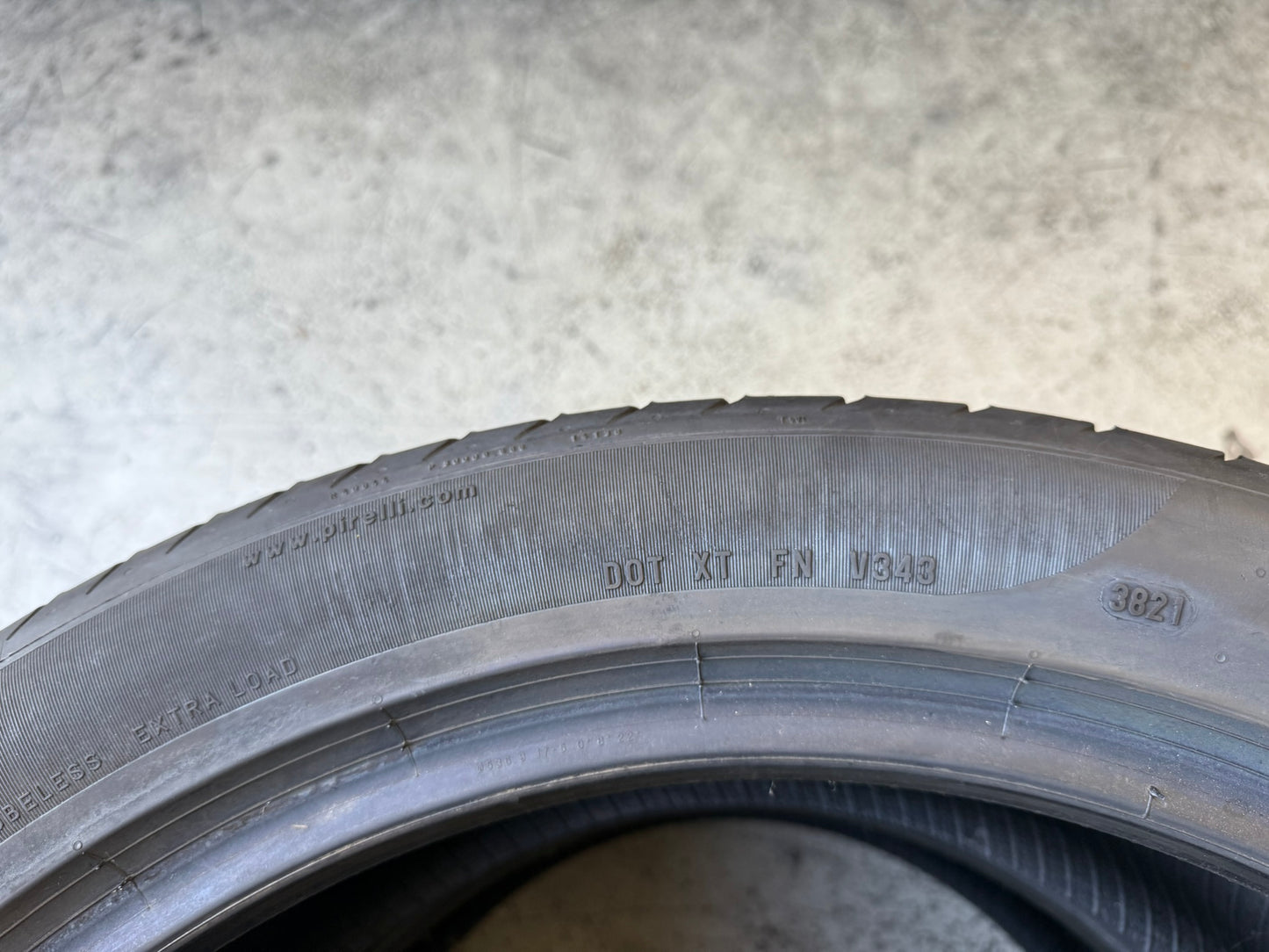 Usato: 4 Gomme 285/40R21 109Y XL Pirelli Estive 85% residui