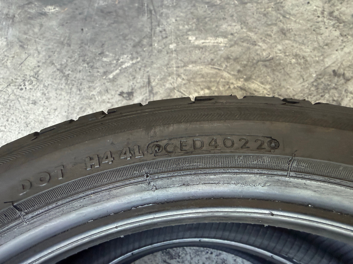 Usato: 2 Pneumatici Bridgestone Potenza S001 205/45R17 84W Estivi 90% residui