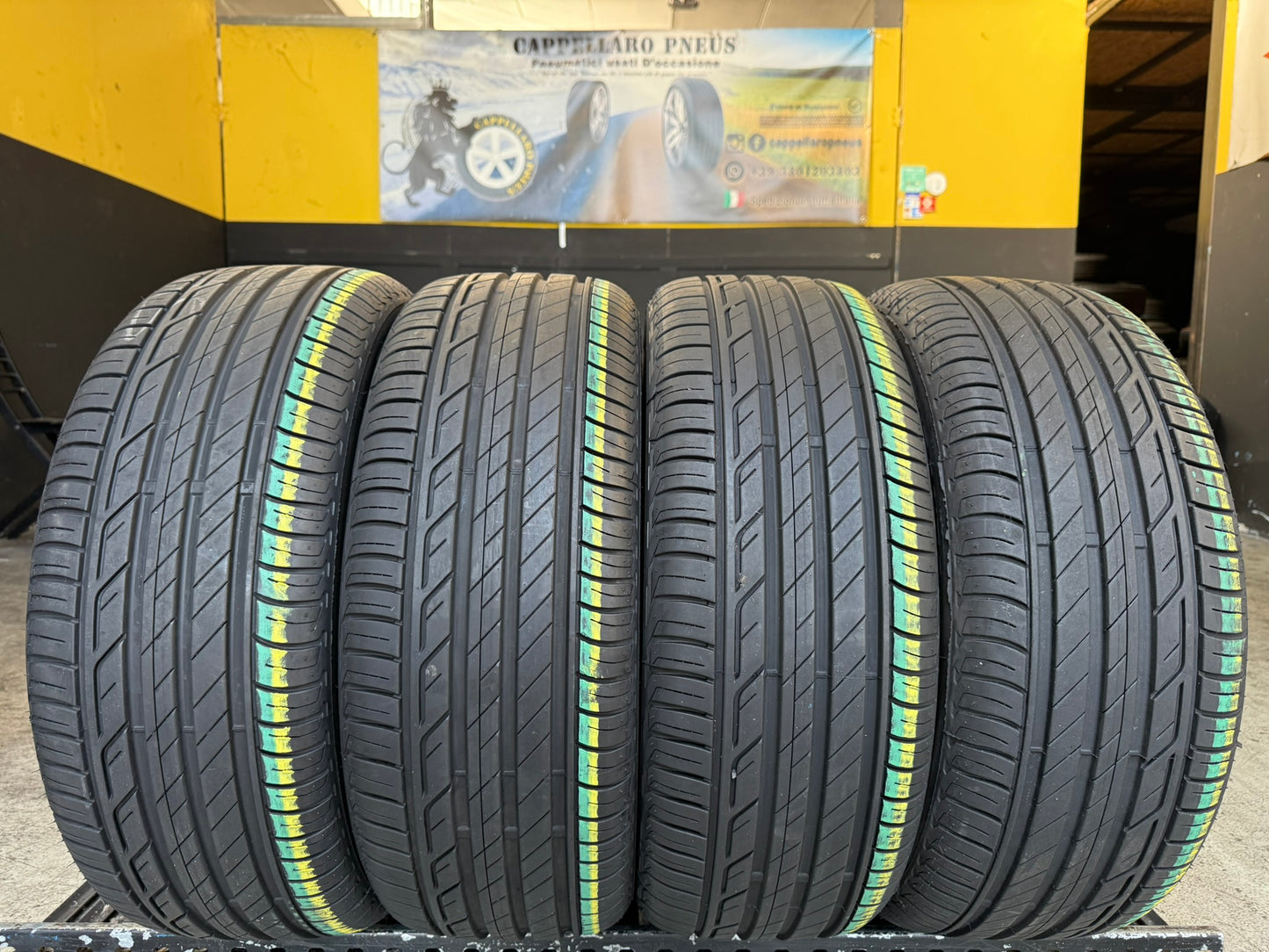 Usato: 4 Gomme 215/55R17 94V Bridgestone Estive 95% residui