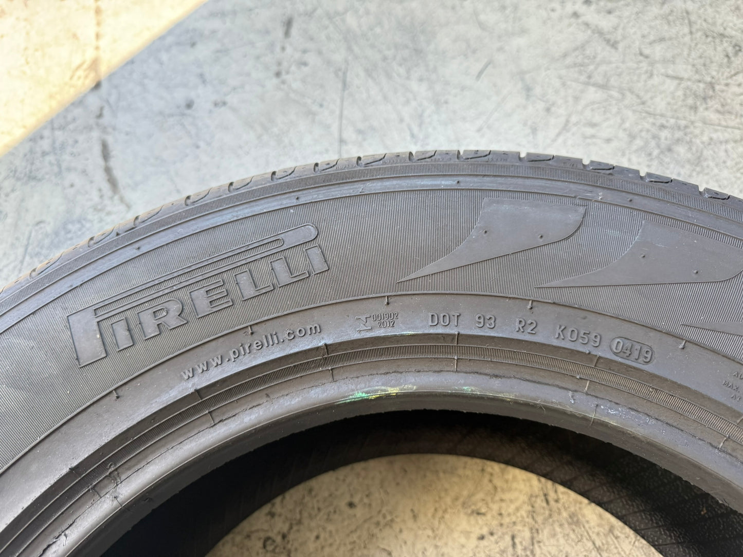 Usato: 4 Gomme 235/65R17 108V XL Pirelli Estive 95% residui