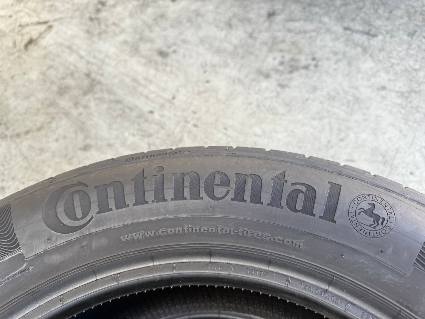 Usato: 2 Gomme 235/55R17 99V Continental Estive 90% residui