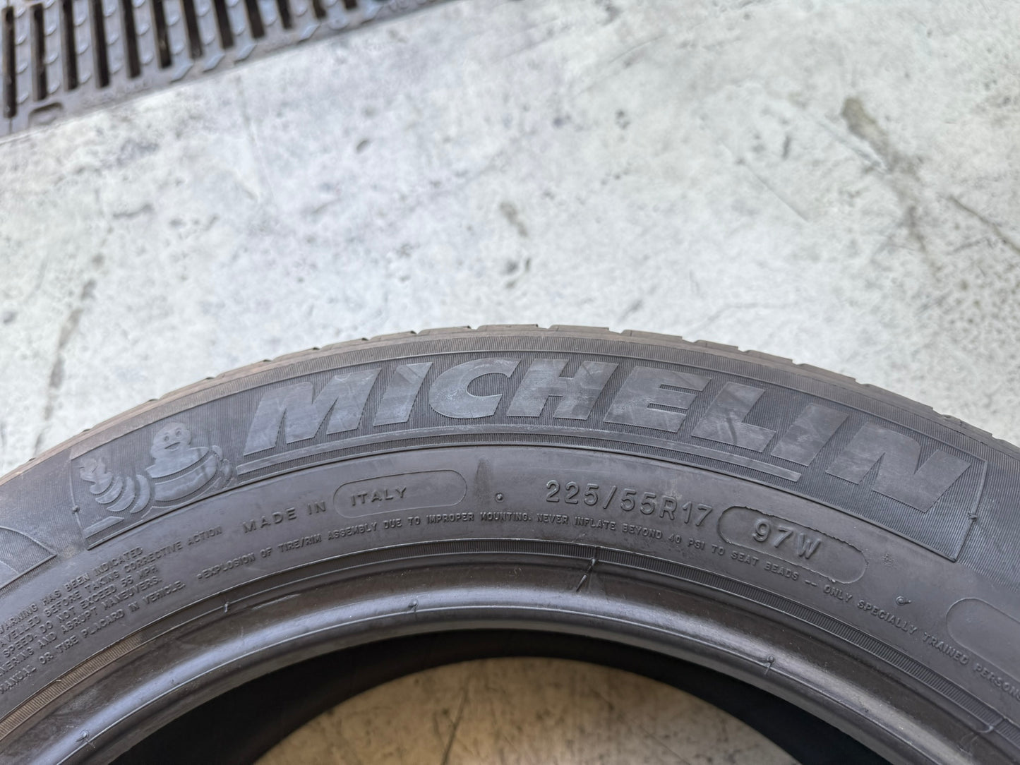 Usato: 4 Gomme 225/55R17 97W Michelin Estive RSC 90% residui