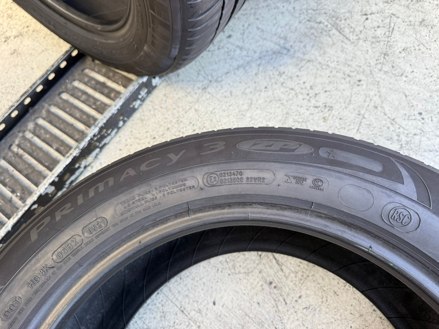 Usato: 4 Gomme 225/55R17 97W Michelin Estive RSC 90% residui