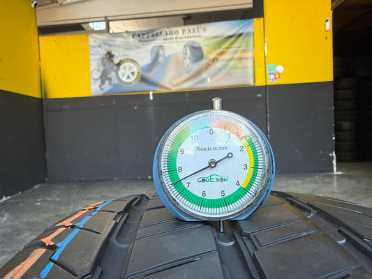 Usato: 2 Pneumatici Continental ContiVanContact 100 215/65R16C 109/107T Estivi 90% residui
