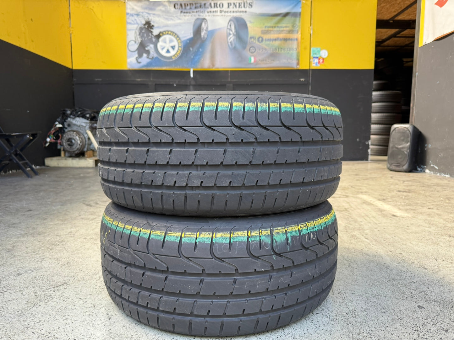 Usato: 2 Gomme 255/40R19 100Y Pirelli Estive 95% residui