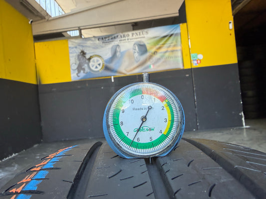 Usato: 2 Pneumatici Goodyear EfficientGrip Cargo 215/65R16C 106/104H Estivi 80% residui