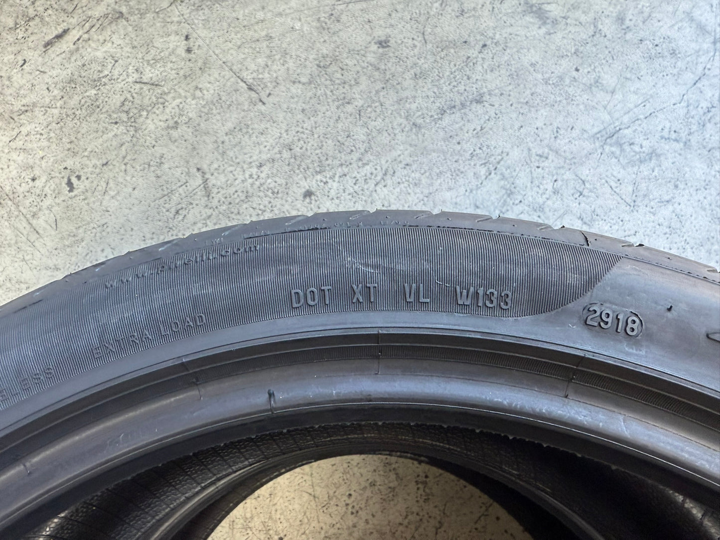 Usato: 2 Gomme 255/40R19 100Y Pirelli Estive 95% residui