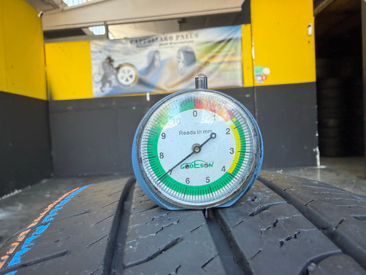Usato: 2 Pneumatici Pirelli Carrier All Season 215/65R16C 109/107T 4 Stagioni 85% residui
