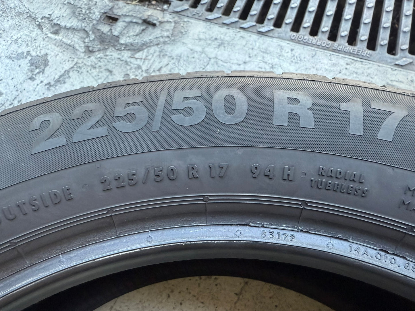 Usato: 4 Gomme 225/50R17 94H Continental Estive 90% residui