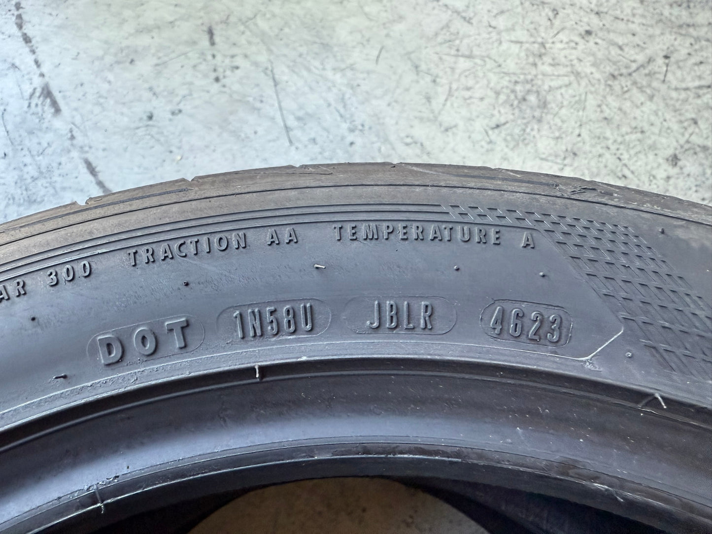 Usato: 2 Gomme 245/45R18 100Y XL Goodyear Estive 95% residui