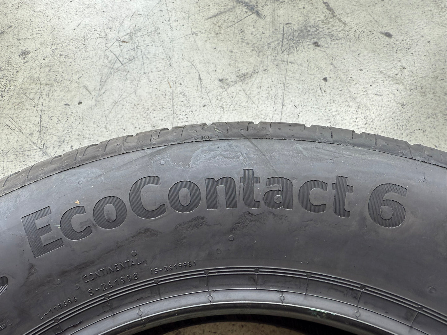 Nuovo: 4 Gomme 215/65R17 99V Continental EcoContact 6 Estive