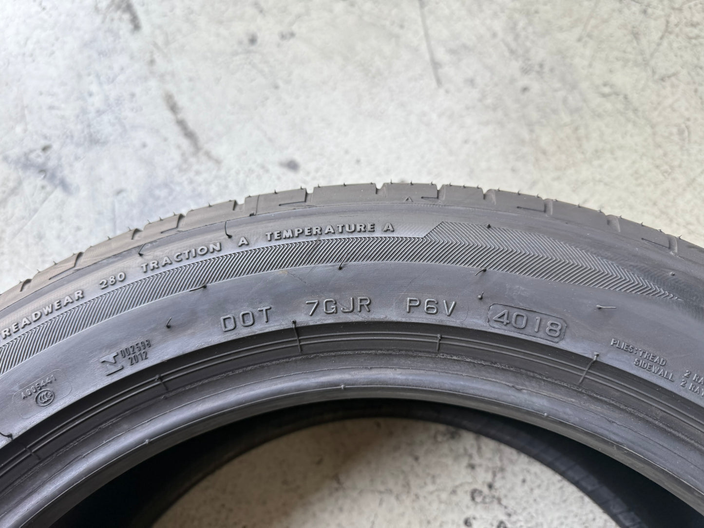 Usato: 4 Gomme 225/50R17 94W Runflat Bridgestone Estive 90% residui