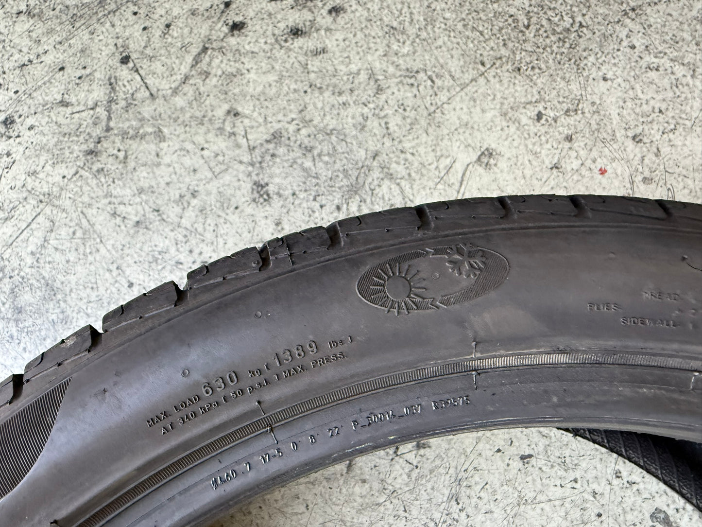 Usato: 4 Gomme 225/40R18 92Y XL Pirelli 4 Stagioni 80% residui