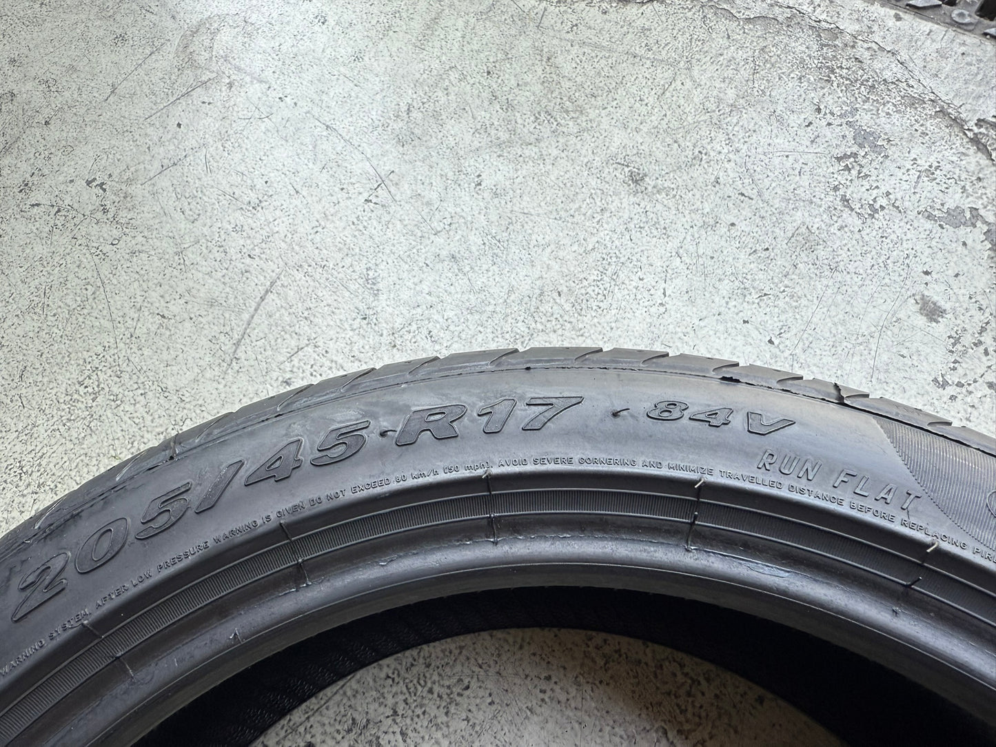 Usato: 4 Gomme 205/45R17 84V Pirelli RFT Estivo 95% residui
