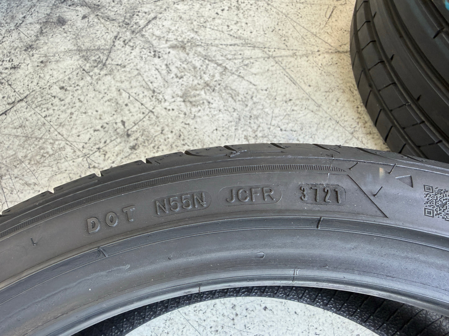 Usato: 4 Pneumatici x2 Goodyear x2 Dunlop 225/40R18 92Y XL Estivi 90/95% residui