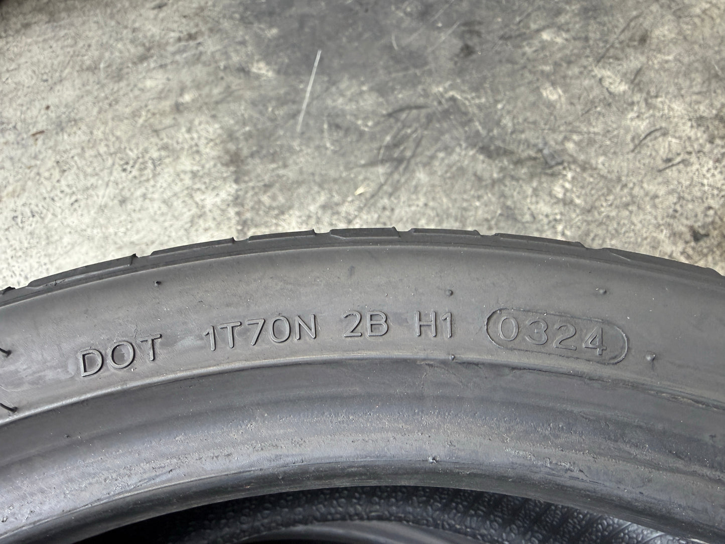 Usato: 2 Pneumatici Hankook Ventus S1 evo3 K127 245/35ZR19 93Y XL Estivi 75% Residui