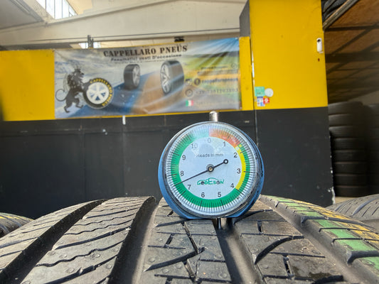 Usato: 4 Pneumatici Pirelli Scorpion Zero All Season 255/60R20 113V XL LR 4 Stagioni 80-95% Residui