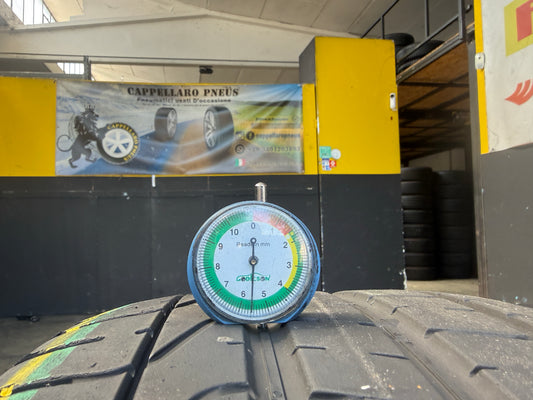 Usato: 2 Pneumatici Pirelli P Zero 285/40R21 (109Y) XL N0 Estivi 85% Residui