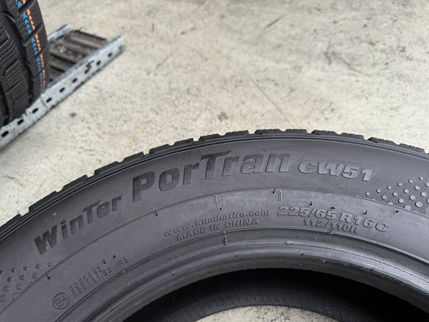 Usato: 4 Gomme 225/65R16C 112/110R Kumho Invernali 99% residui