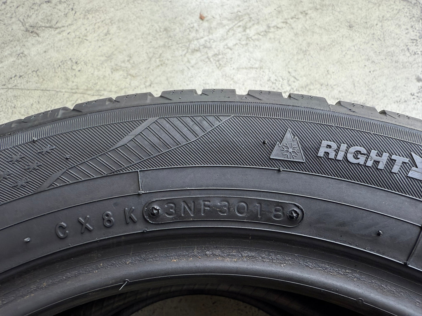 Usato: 2 Gomme 205/55R16 94H XL Toyo Invernali 90% residui