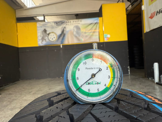 Usato: 2 Gomme 185/55R15 82T Continental Invernali 95% residui