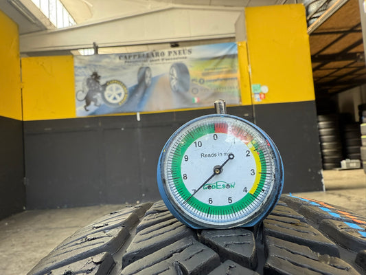 Usato: 2 Gomme 205/60R16 92H Fulda Invernali 90% residui