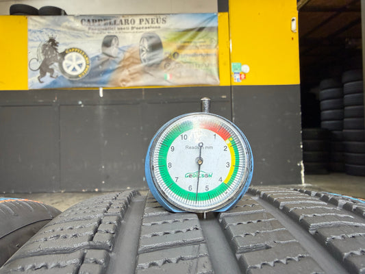 Usato: 4 Pneumatici Pirelli Cinturato All Season SF2 + Dunlop Sport All Season XL 225/40R18 92Y 4 Stagioni 80% Residui